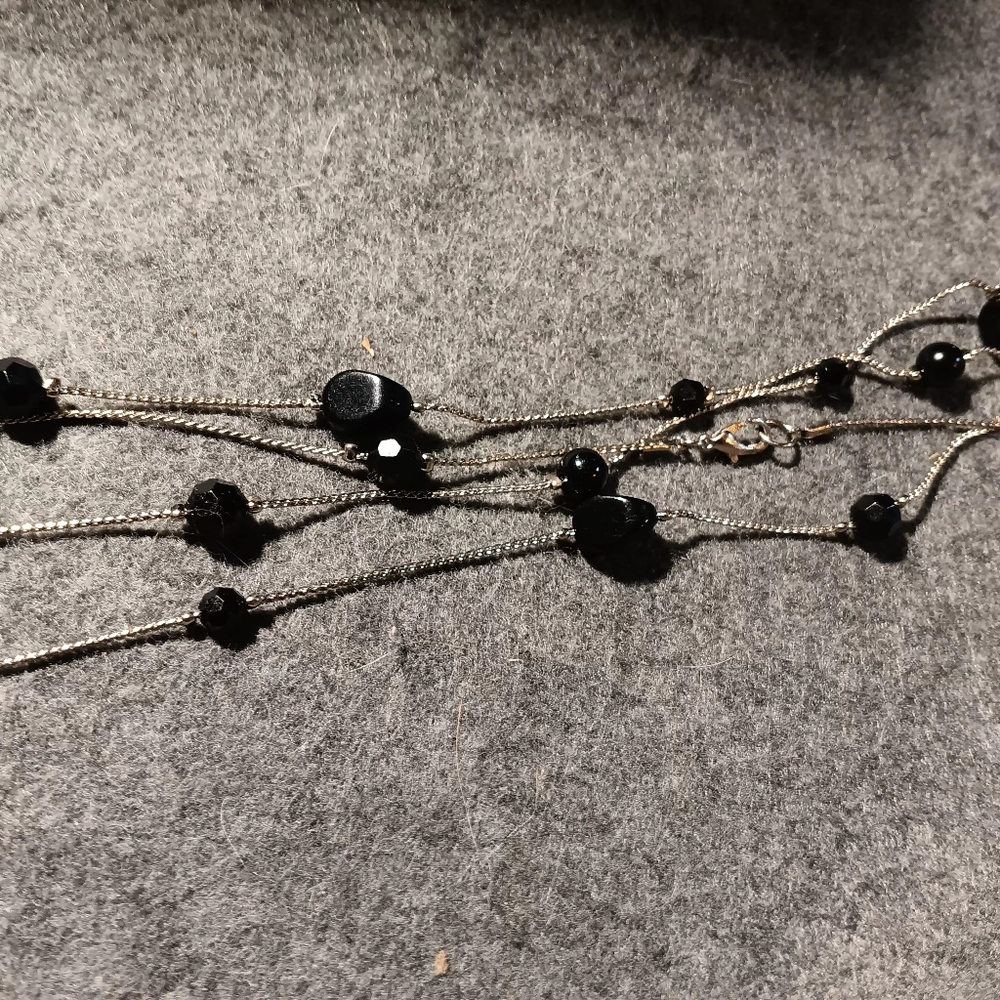 Silver extra long neckaclace great for various lengths versatile